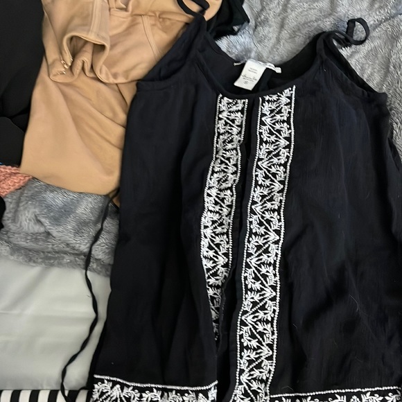 Tank top - Picture 1 of 1